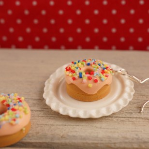 Meruňkové donuty s barevným posypem
